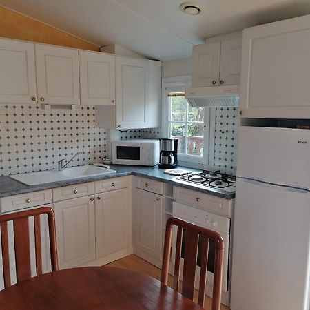 Mobil-Home Dans Camping Municipal Kermaria-Sulard 외부 사진